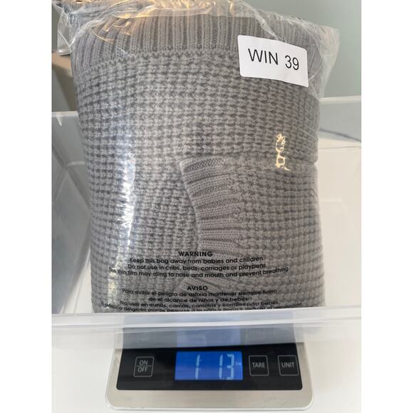 Gray Knit Open No Buttons Cardigan Sweater Long Pockets - Size Women's Large - Picture 6 of 6